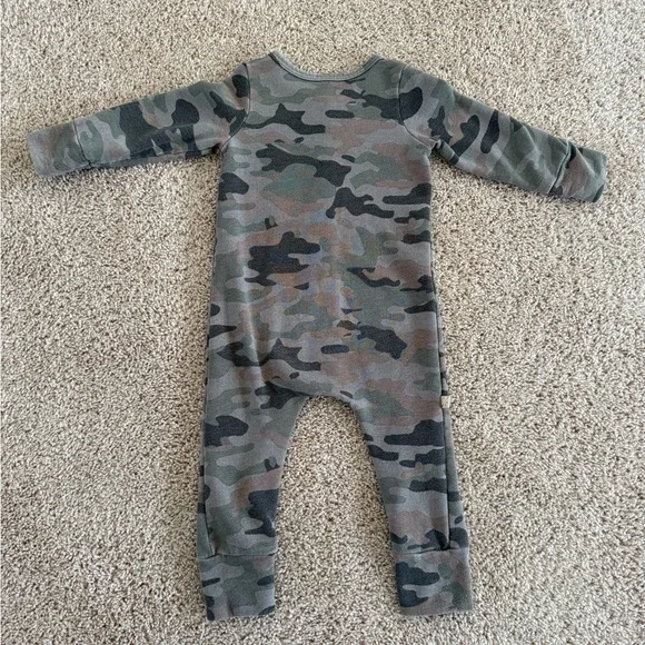 Childhoods Clothing Camo One Piece - Picture 4 of 4